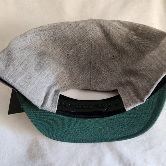 Brixton Oath III Snapback Hat Cap Heather Grey/Spruce Green One Size NWT - Picture 4 of 6